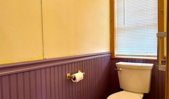 121 Harold Dr, Ashland, OH 44805