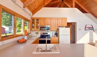 425 Woodland Hills Rd, Andes, NY 13731