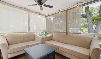 21 Arlington Rd, Coventry, CT 06238