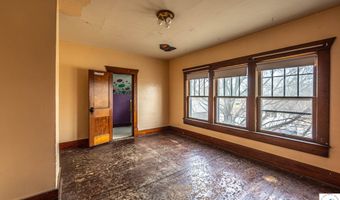 311 E Dover St, Appleton City, MO 64724