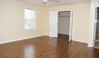 424 Remsen Ave, Avenel, NJ 07001