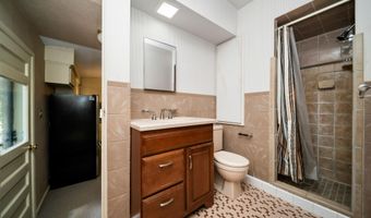 2125 Needham Rd, Ann Arbor, MI 48104