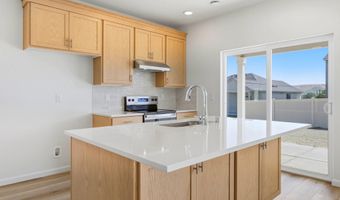 1210 18th St, Benton City, WA 99320