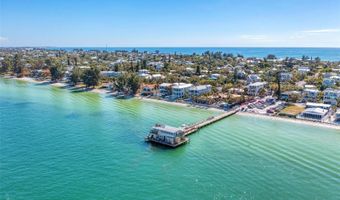 136 CRESCENT Dr, Anna Maria, FL 34216
