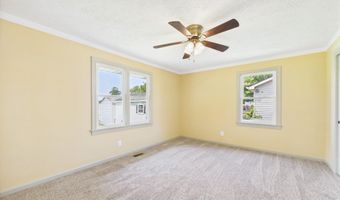 901 Fremont Dr, Anderson, IN 46012