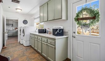13602 Sego Rd, Agua Dulce, CA 91390