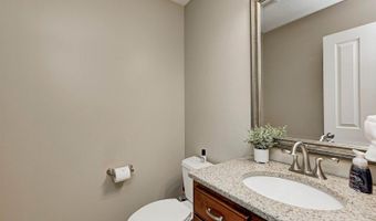 6052 Pine Bluff Dr, Avon, IN 46123