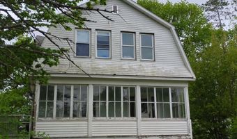 105 Broadway, Baileyville, ME 04694