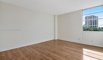 3101 N Country Club Dr 504, Aventura, FL 33180