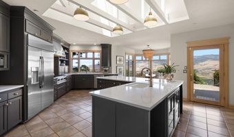 500 Ashland Loop Rd, Ashland, OR 97520
