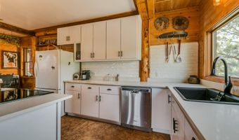 15 E Coronado Rd, Angel Fire, NM 87710