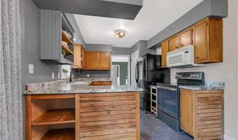940 Hamlet Dr N, Avon, MN 56310
