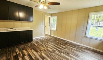 425 E 21st St, Baxter Springs, KS 66713