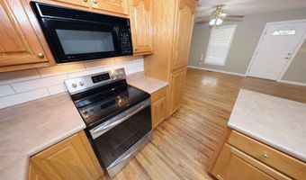 5731 GLADE Cir, Anniston, AL 36206