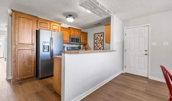 1202 Meadows Dr, Benton, AR 72019