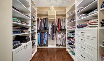 20405 SAVIN HILL Dr, Ashburn, VA 20147