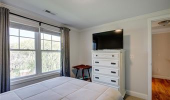 17 Mariner Way, Middletown, RI 02842