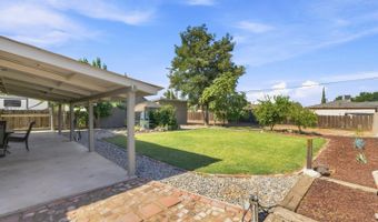 10840 Cedar St, Armona, CA 93202