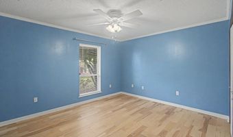 2186 Atkinson Rd, Biloxi, MS 39531