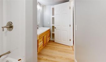 624 E Hawthorne St, Albert Lea, MN 56007