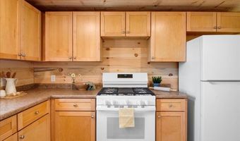 55 Burroughs Way, Belvidere Center, VT 05442