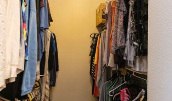 944 Sunburst Ln, Altoona, IA 50009