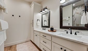 245 Creek Crossing St, Alvord, TX 76225