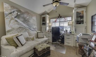 7386 Lake Lakota Pl, Indianapolis, IN 46217