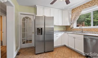155 Michigan Ave, Asheville, NC 28806