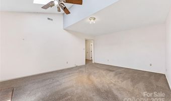 4601 Bournewood Ln, Charlotte, NC 28226