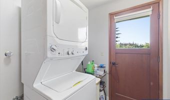 2832 Oak Grove Dr NW, Albany, OR 97321