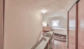 2883 South St, Allentown, PA 18103