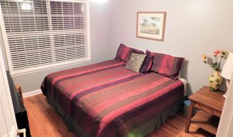 15 Meridian Rd, Beaufort, SC 29907