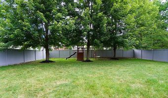 47 Timber Cove Ct, Amherst, NY 14051