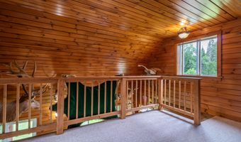 241 S Albany Rd, Albany, VT 05820