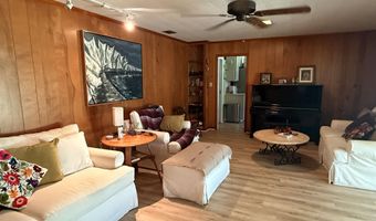 401 E Oak St, Atmore, AL 36502