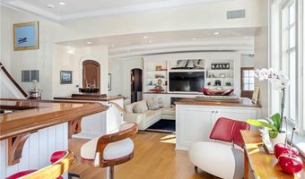 2 Harbor View Dr, Newport, RI 02840