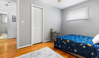 1534 Barrington Pl, Ann Arbor, MI 48103