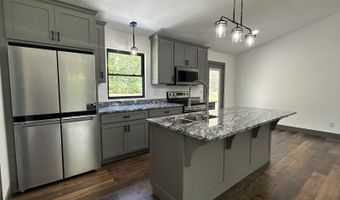 7624 Edria Ln, Athens, OH 45701