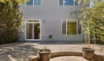 16985 NW SHADOW HILLS Ln, Beaverton, OR 97006