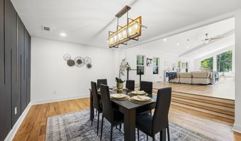 2155 Venetian, Atlanta, GA 30311