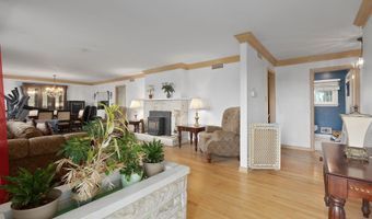 44 Clapboard Ridge Rd, Danbury, CT 06811