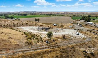 32267 Bruneau Cemetery Rd, Bruneau, ID 83604