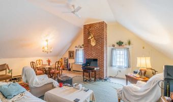 1055 Washington St, Bath, ME 04530