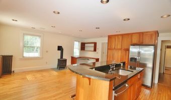 840 Broadway, Bangor, ME 04401