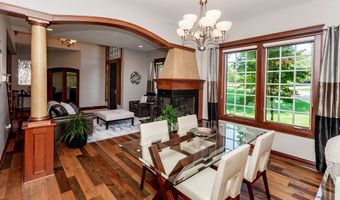 605 Oakwood Pl, Polk City, IA 50226