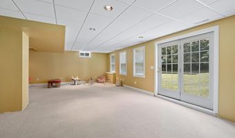 11 Dorothy's Way, Bedford, NH 03110