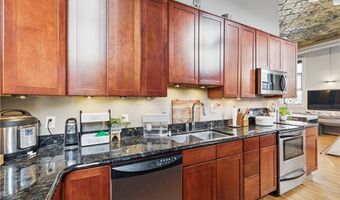120 S 15th St 301, Airville, PA 15203