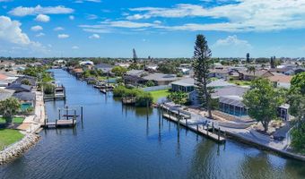6531 SANTIAGO Ct, Apollo Beach, FL 33572