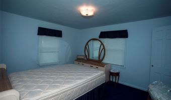 4020 Douglas Ave, Des Moines, IA 50310